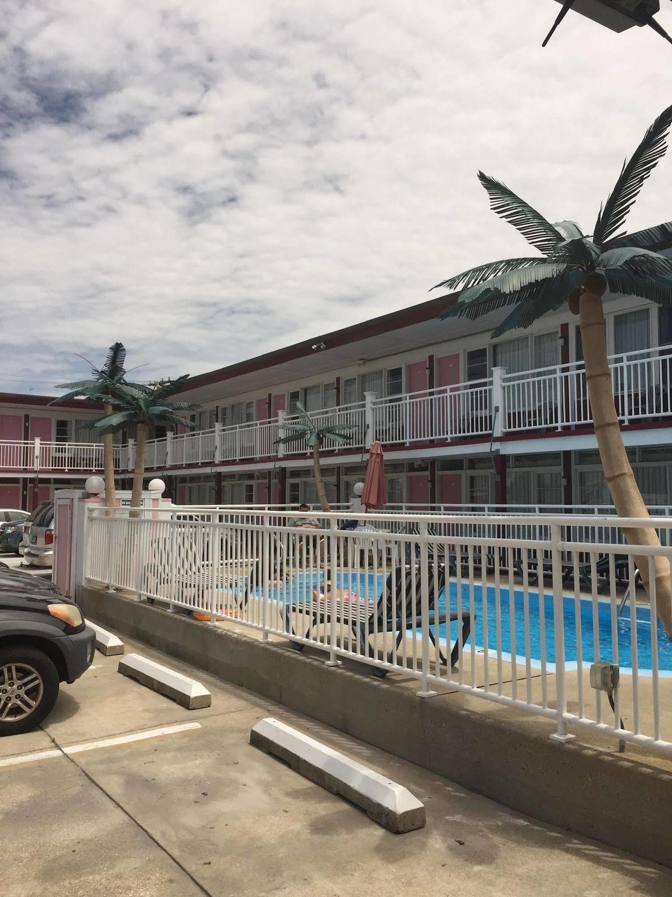 Skylark Resort Motel Wildwood Exterior photo